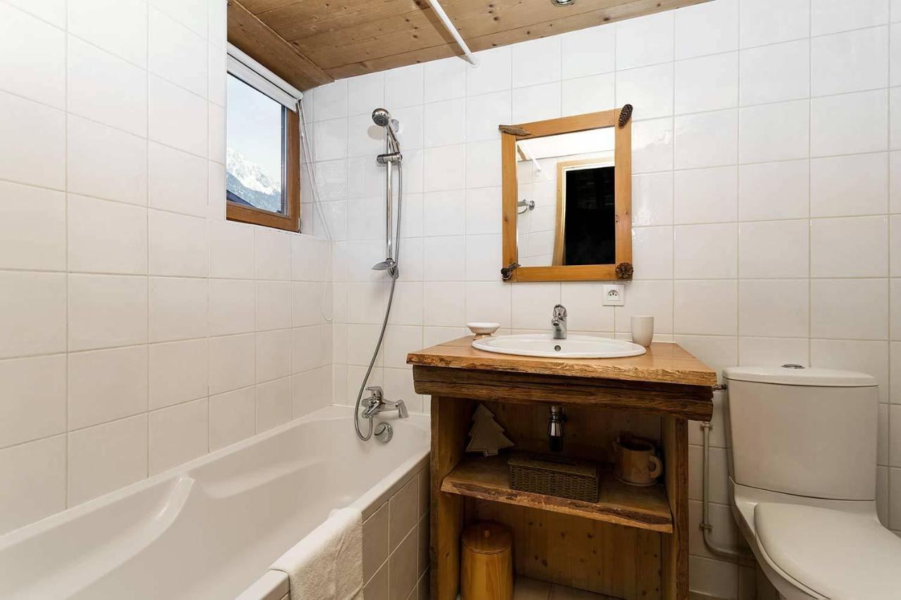 Chalet Pele - Alpes Travel - Central Chamonix - Sleeps 11 מראה חיצוני תמונה